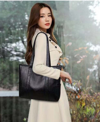 Simple And Versatile Handbag Large Capacity Shoulder Tote Bag