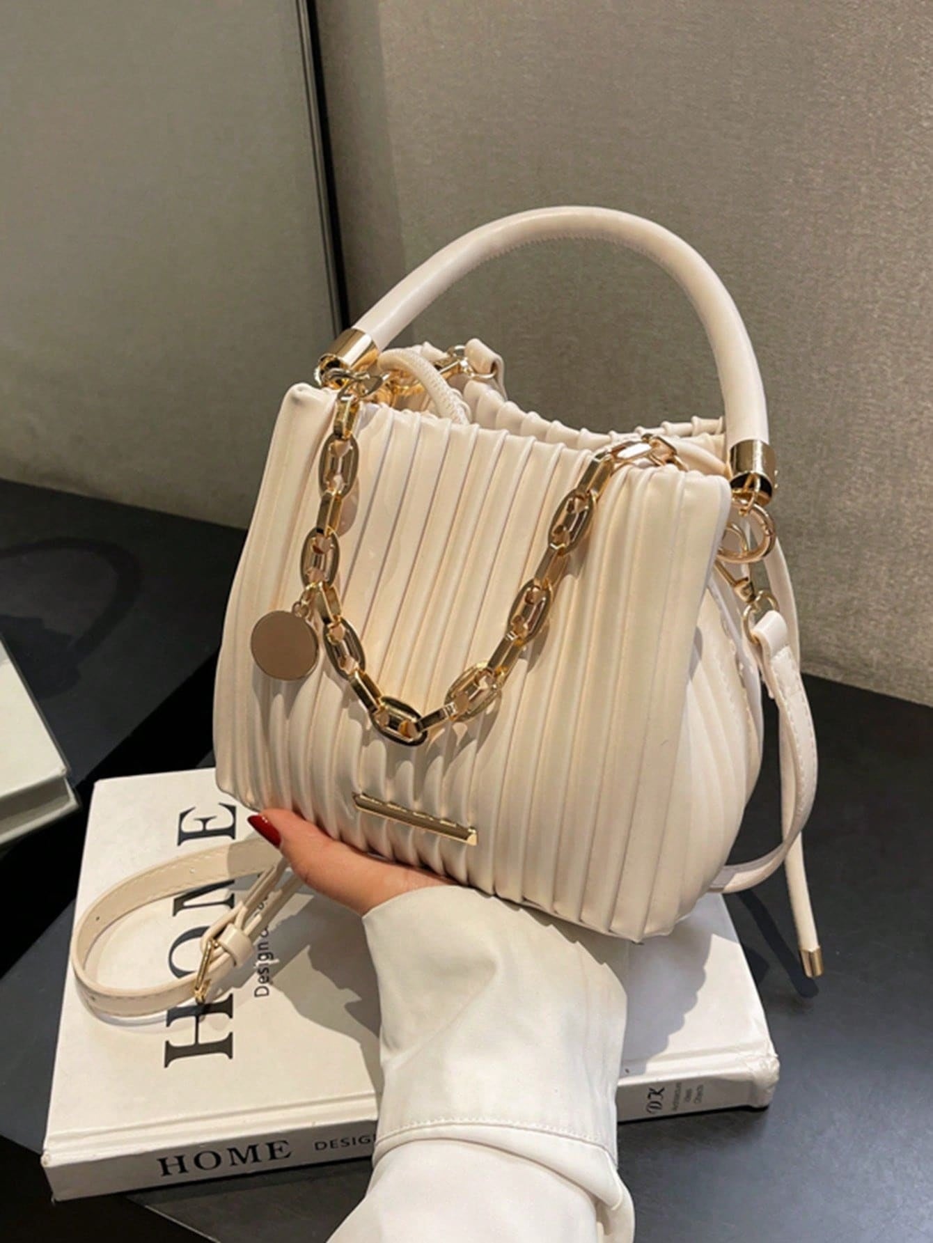 Handbag Pleated Bag Women Fashion Chain Niche Bucket Bag Personality Shoulder Messenger Bag
